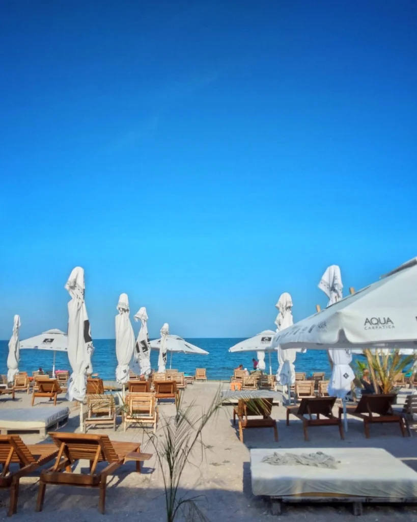 Plajă la Marea Neagră pentru boutique-hotelul Hook of love